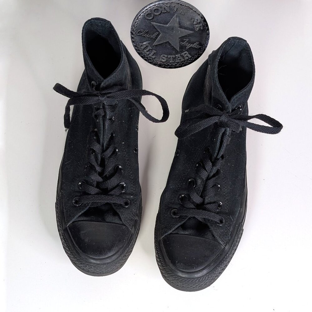 Black All Star Converse Unisex shoes Men’s 6.5 Woman’s 8.5